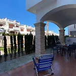 Impresionante Piso De Planta Baja Cerca Al Mar! *