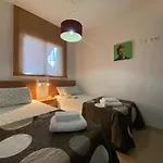 Impresionante Piso De Planta Baja Cerca Al Mar! 아파트 또레비에하