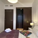 Impresionante Piso De Planta Baja Cerca Al Mar! *