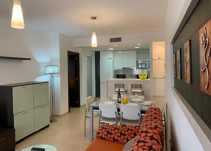 Διαμέρισμα Impresionante Piso De Planta Baja Cerca Al Mar! Τορεβιέχα