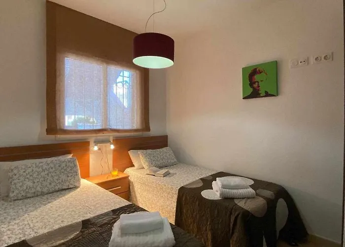 Impresionante Piso De Planta Baja Cerca Al Mar! Διαμέρισμα