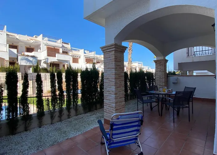 Impresionante Piso De Planta Baja Cerca Al Mar! *