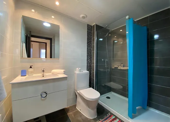 Impresionante Piso De Planta Baja Cerca Al Mar!