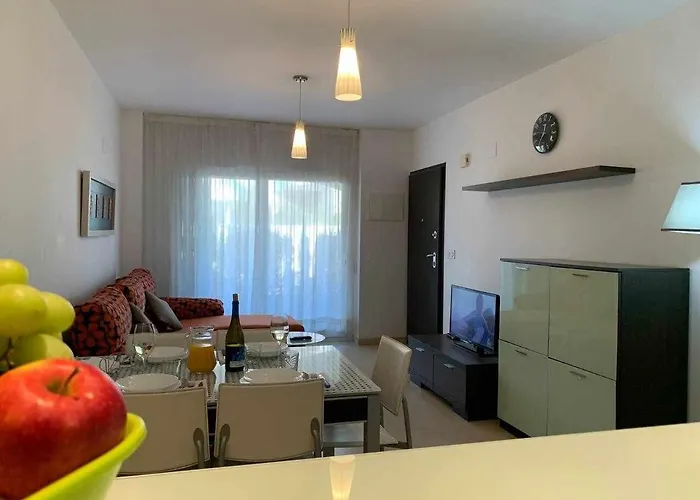 Lägenhet Impresionante Piso De Planta Baja Cerca Al Mar! *